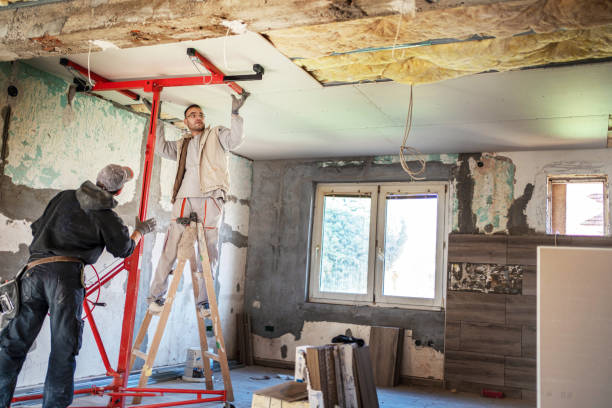 Best Specialized Insulation Services in Southmont, PA